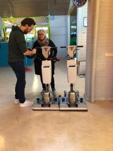schoonmaak zaltbommel oss den bosch den-bosch uden veghel rosmalen boxtel tiel gorinchem waalwijk VOS